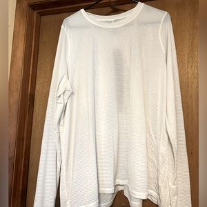 Mono B long sleeve XL shirt.
